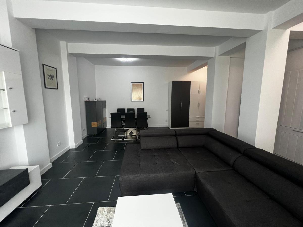 Cozy Aparthotel - Central City Suceava Exterior foto